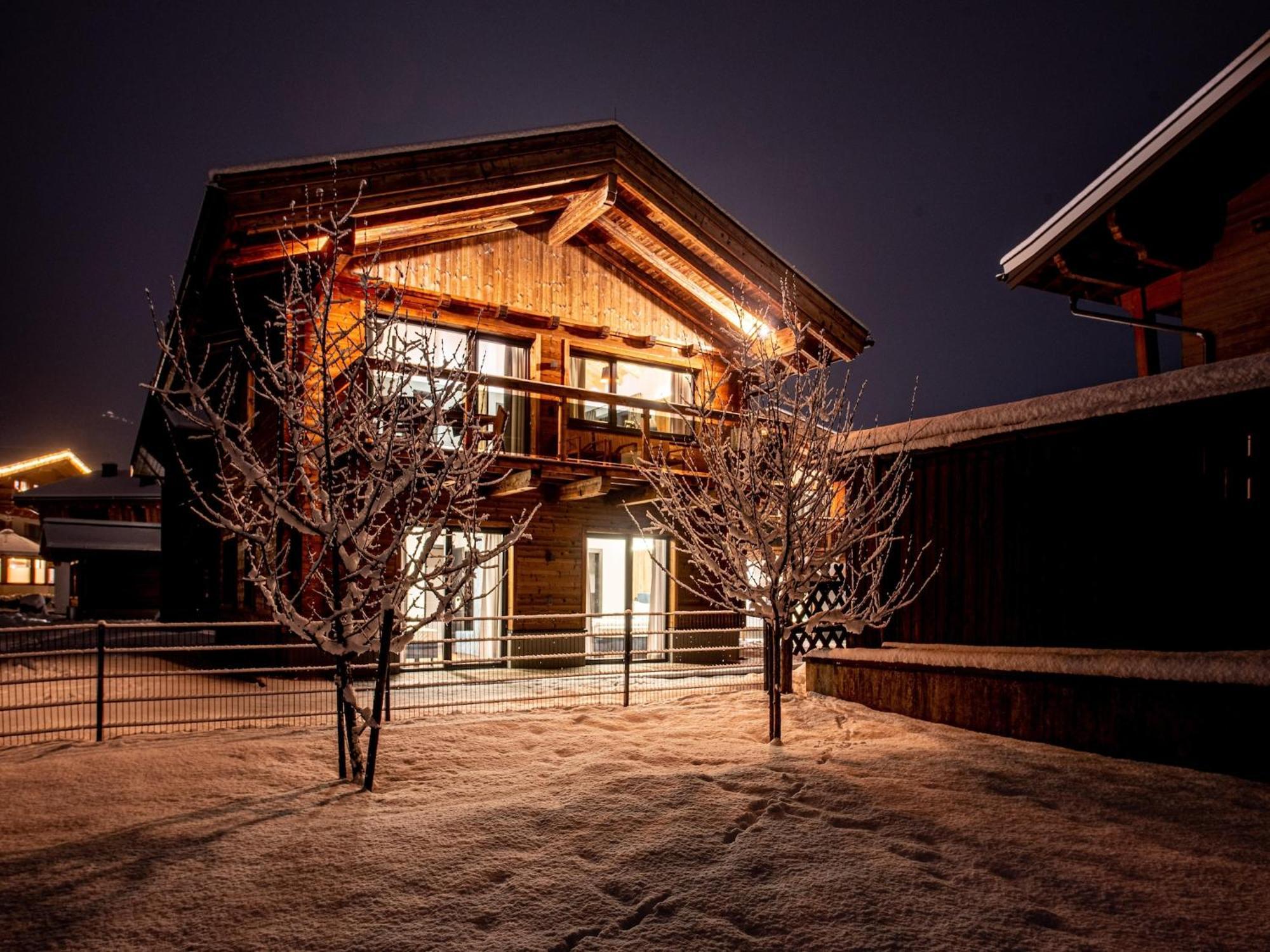 The Village Chalet Stone House Wald im Pinzgau Eksteriør billede